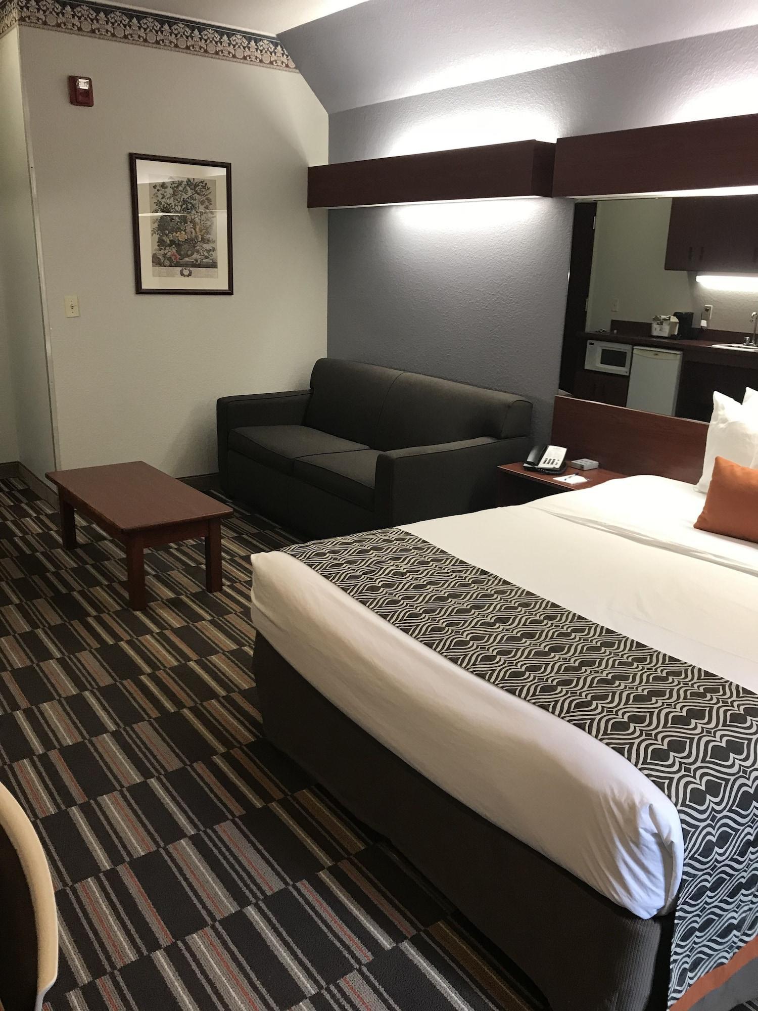Microtel Inn & Suites Urbandale Exteriör bild